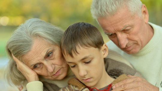 smútok, sirota, trúchlenie, vnuk, starí rodičia