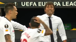 Ukáž tú parochňu, rýpal Sevillčan. Vidíme sa po zápase, reagoval Conte