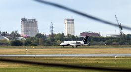 Lietadlo s ruským opozičným politikom Navaľným pristálo v Berlíne