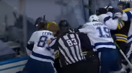 Pastrňák si dovoľoval. Poriadok s ním spravil Ivan Drago z Košíc