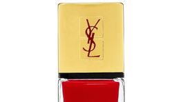 Lak na nechty Yves Saint Laurent, odtieň N°1 Rouge Pop Art. Predáva sa za 28,90 eura. 