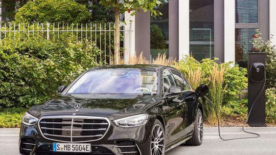 Mercedes-Benz S - 2021