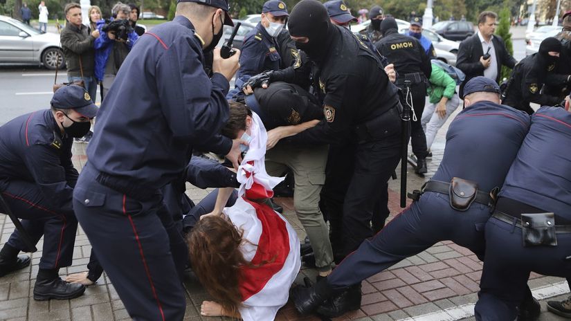 bielorusko protest násilie demonštrant