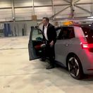 Elon Musk - testovacia jazdy s VW ID.3 - Nemecko 2020