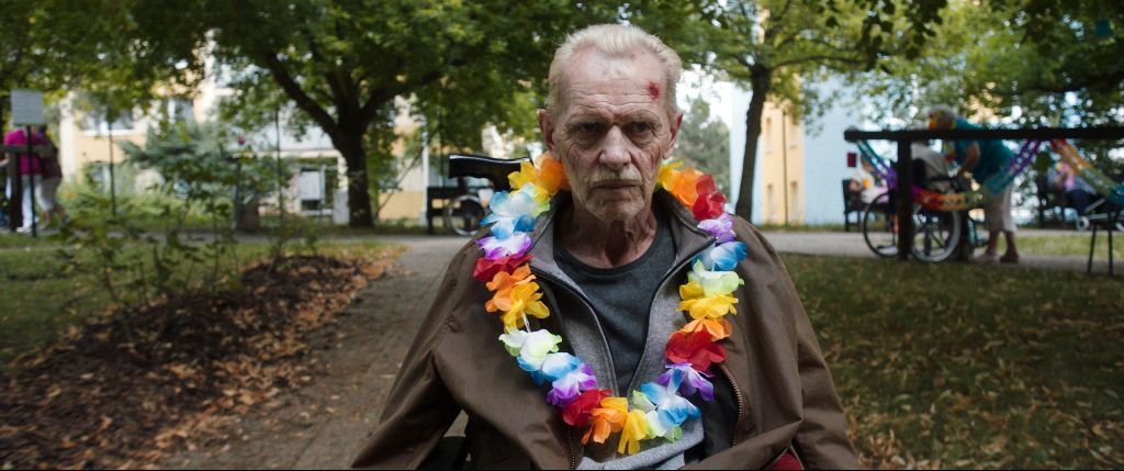 Jiří Schmitzer v hlavnej úlohe filmu Staříci má...