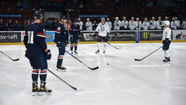 Nielen hokejistom hrozí, že nezačnú sezónu. Pôjdu pred parlament?