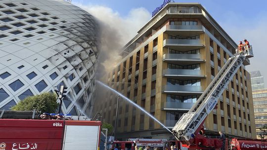 Hasiči likvidovali ďalší požiar v blízkosti bejrútskeho prístavu