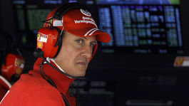 Schumacher sa nezotaví, tvrdí neurológ. Po návšteve prehovoril aj Todt