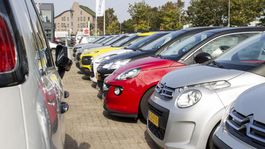 V Holandsku kolabujú predaje nových áut. Je to ‘elektrická‘ budúcnosť EÚ?