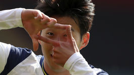 Má za sebou výcvik. Čaká ho vojna s Balom?