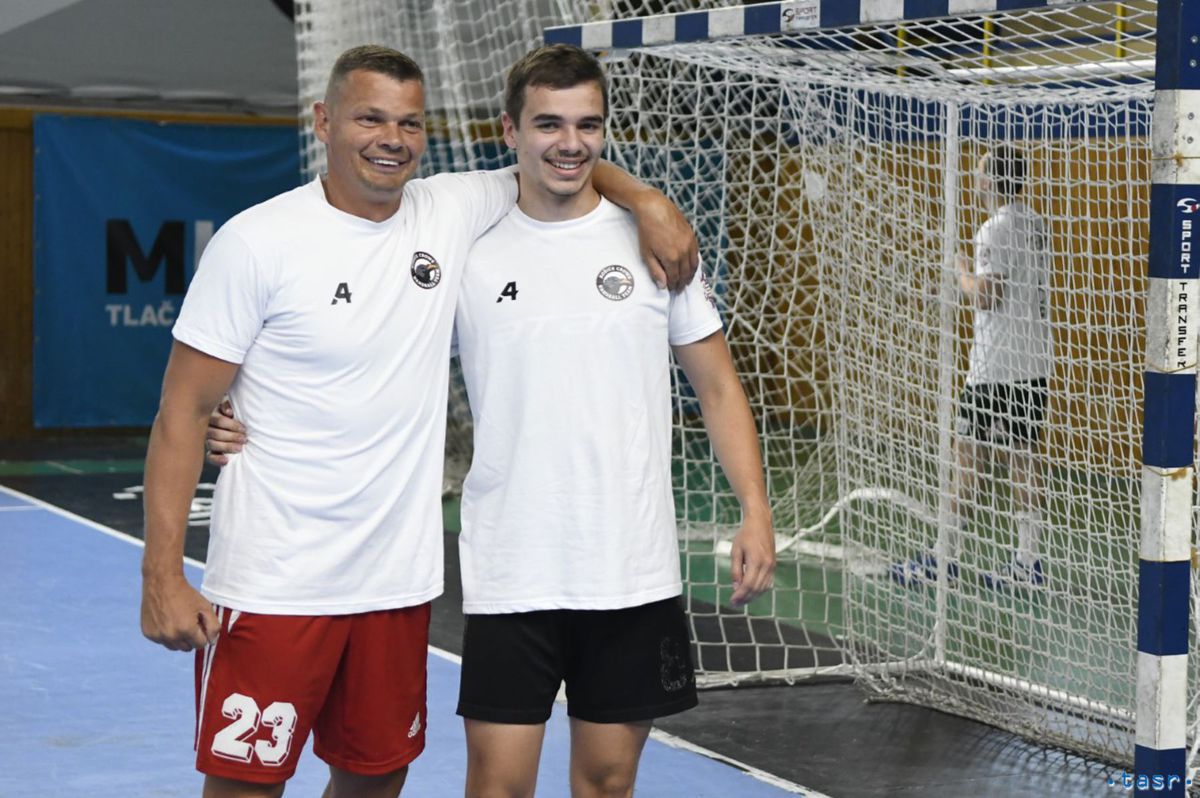 Radoslav Antl, otec a syn. Premiérovo sa...