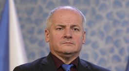 Česko pandémia pred voľbami privrie