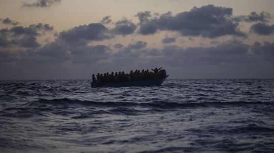 Pri pokusoch doplaviť sa do Španielska zahynulo vlani 4404 migrantov