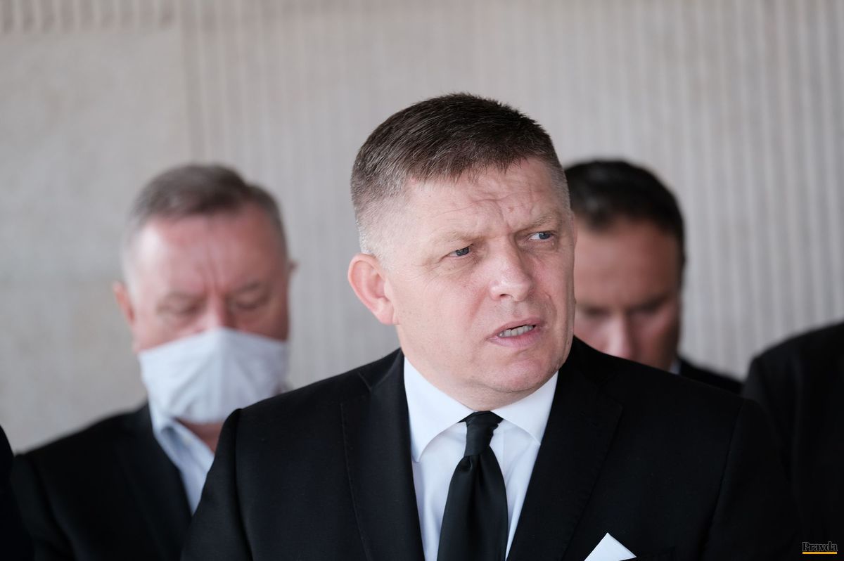 Na snímke predseda strany Smer Robert Fico.