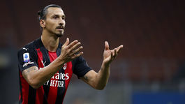 Zlatan nedal penaltu. Škriniar a spol. rozobrali Benevento