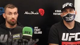 Povedz hocičo, ja niečo vymyslím! Tlmočník Végh perlil na tlačovke