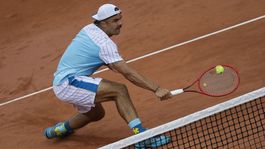 Martin skončil na rakete Dimitrova, Djokovič vyrovnal Federera