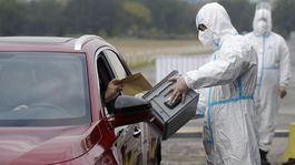 Česi volia krajských zástupcov a senátorov