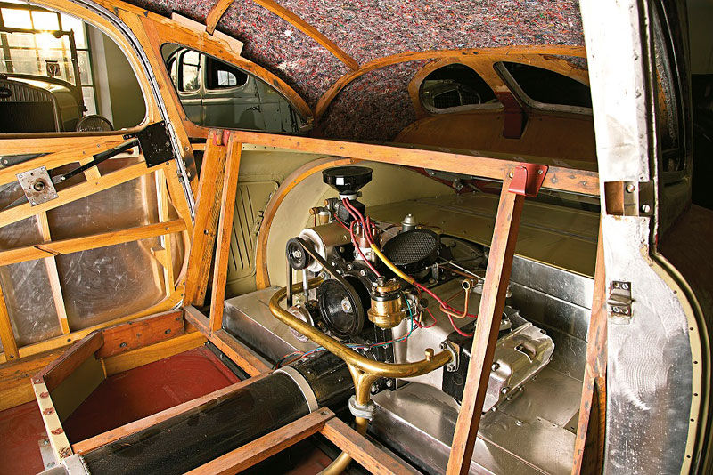 Vzadu pracoval pre Škodu veľmi netypický motor,...