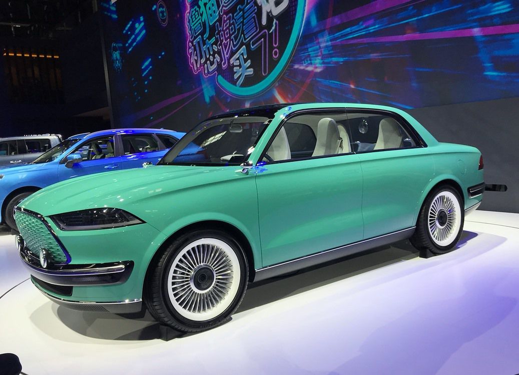 Elektrický sedan má sympatické tvary, ktoré...