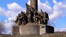 S vidlami a kosami na lekárov, farárov a úradníkov