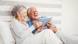 Starobní dôchodcovia môžu pracovať bez obmedzenia