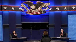 Debata Harrisová vs Pence: Covid-19, rasová spravodlivosť, ale i mucha vo vlasoch