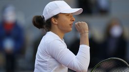 Parížu kraľuje Poľka. Swiateková prešla k titulu bez straty setu