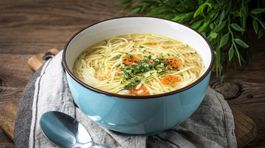 Kurací vývar nasýti aj lieči