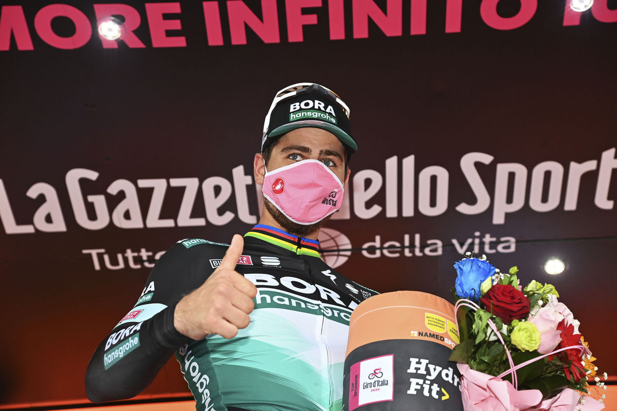 Peter Sagan na pódiu na Giro d'Italia.