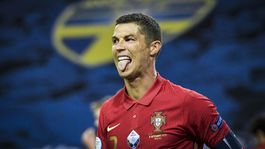 Nakazený Ronaldo odletel do Turína. Korona je najväčší podvod, tvrdí jeho sestra