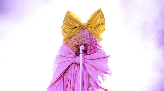 Speváčka Sia na vyhlásení cien Billboard Music...