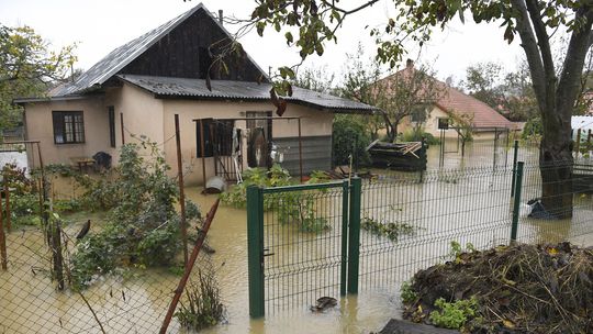 Obce Prešovského kraja po búrke zasiahli povodne a výpadky elektriny