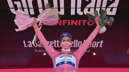 Talian potvrdil, že v časovke nemá páru. Almeida zostal v ružovom