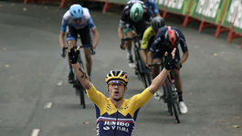 Slovinský deň zdupľovala Vuelta. Roglič demonštroval silu a má dva dresy