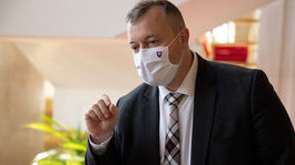 Vláda schválila pomoc pre ľudí a firmy. Kto si prilepší a čo sa bude meniť?