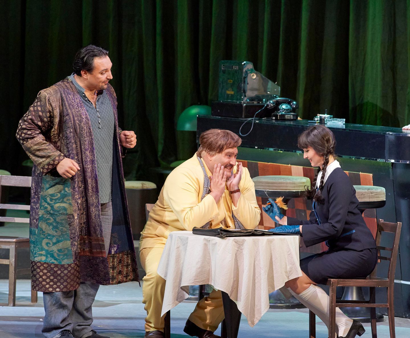 Adam Plachetka (Malatesta), Nicola Alaimo (Don...