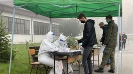 S celoplošným testovaním pomôžu aj zahraniční zdravotníci