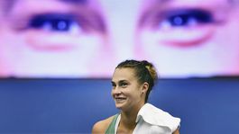 Špecialistka na obraty. Prehrávala 0:6, 0:4, potom už nestratila ani gem