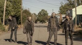 Dojenie zdochnutej kravy? Zombíci sa dopotácali s tretím apokalyptickým seriálom