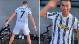 PCR testy sú hovadina, napísal Ronaldo. Spoluhráčom potom venoval video 