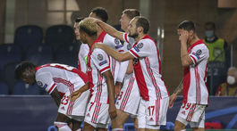 Deň pred zápasom Ligy majstrov. Ajax má 11 nakazených hráčov