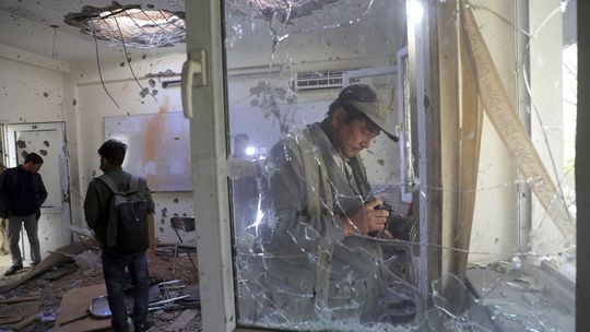 Na kábulskú univerzitu udrel IS, počet obetí stúpol na 35