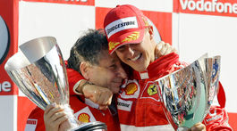 So Schumacherom sledujú televíziu. Vníma synove úspechy?