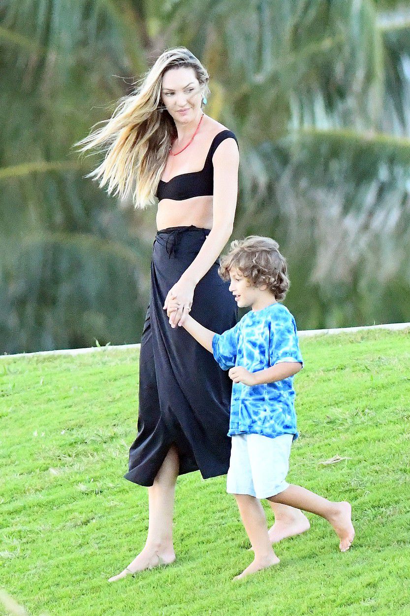 Topmodelka Candice Swanepoel strávila...