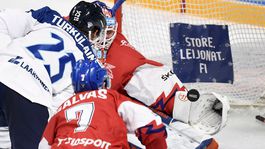 Postaral sa o škandál, v debute vygumoval Fínov. Je splachovací, vraví kouč 