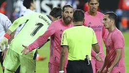 Penaltová smršť a vlastenec. Real schytal vo Valencii štvorku 