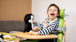 Príbeh: Z dvojčiat žije len usmievavý Janko - napriek diagnózam