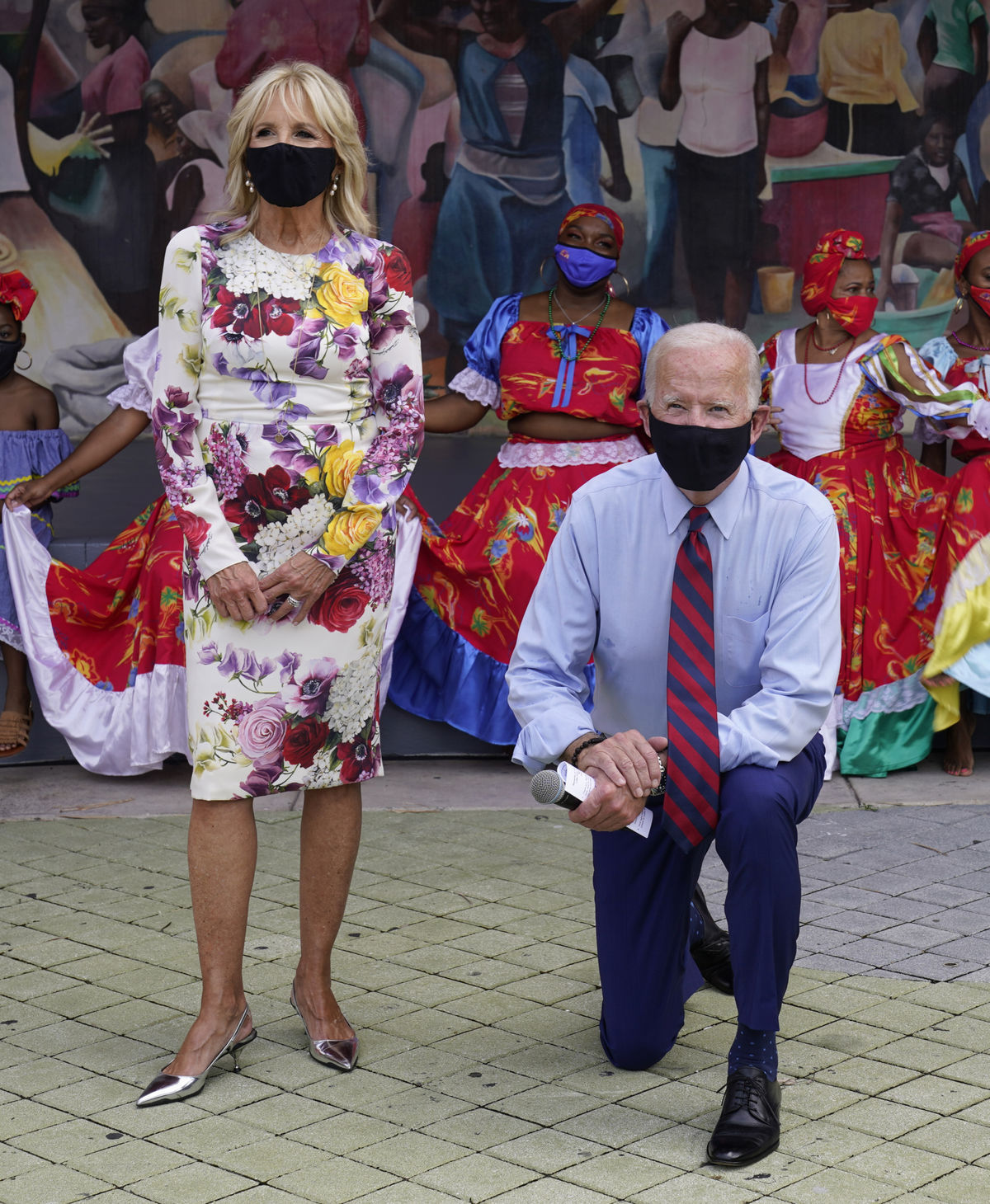 Budúca prvá dáma USA Jill Biden v pestrých...