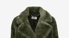 Dámsky kabát z umelej kožušiny Next, predáva sa za 76 eur. 